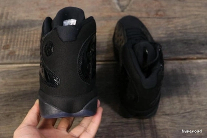 Hyperoad CAP AND JORDAN AIR 13 GOWN 1022